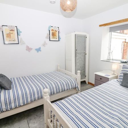 Вилла The Milk Shed Plymtree Экстерьер фото