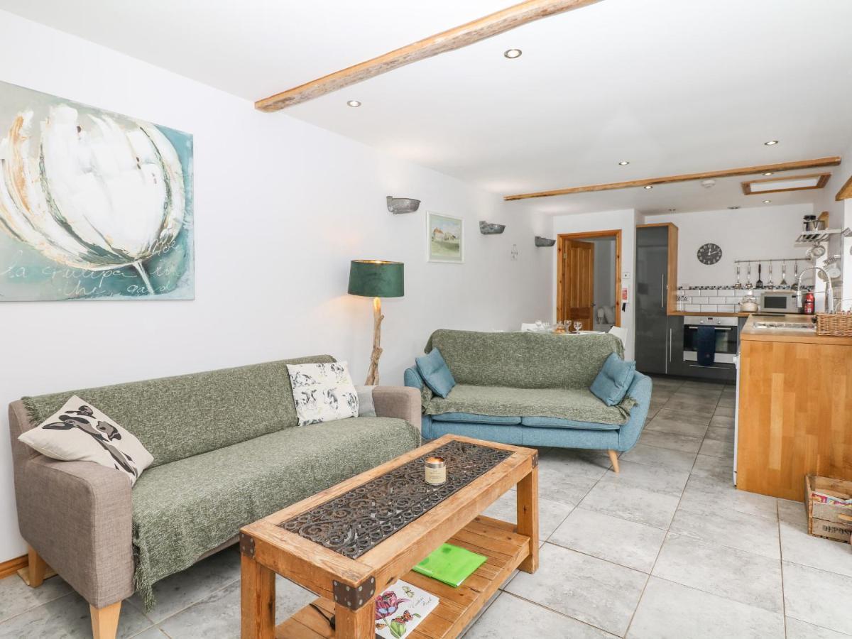 Вилла The Milk Shed Plymtree Экстерьер фото