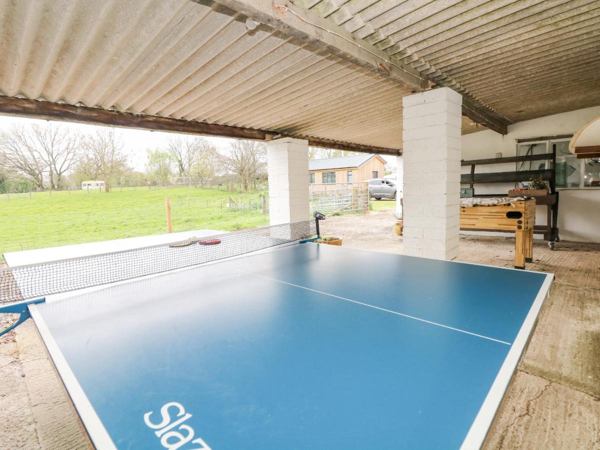 Вилла The Milk Shed Plymtree Экстерьер фото