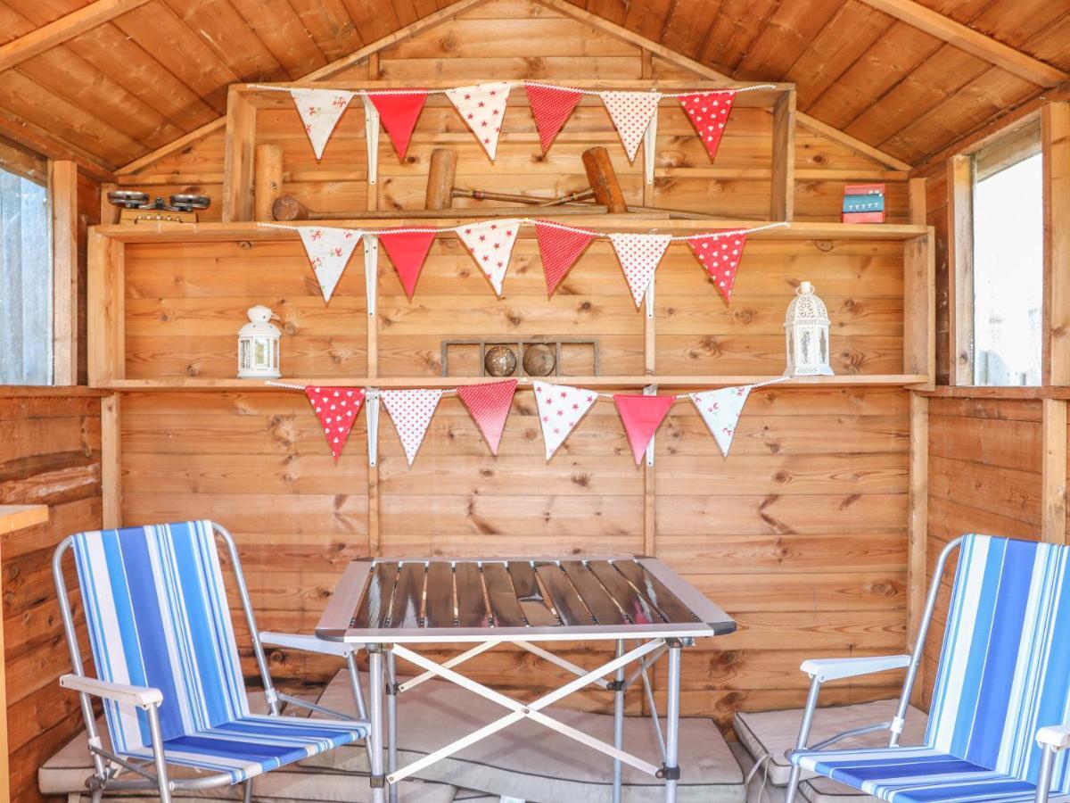 Вилла The Milk Shed Plymtree Экстерьер фото